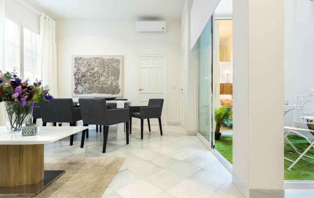 Genteel Home Galera Севилья Экстерьер фото