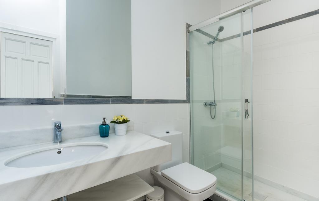 Genteel Home Galera Севилья Экстерьер фото