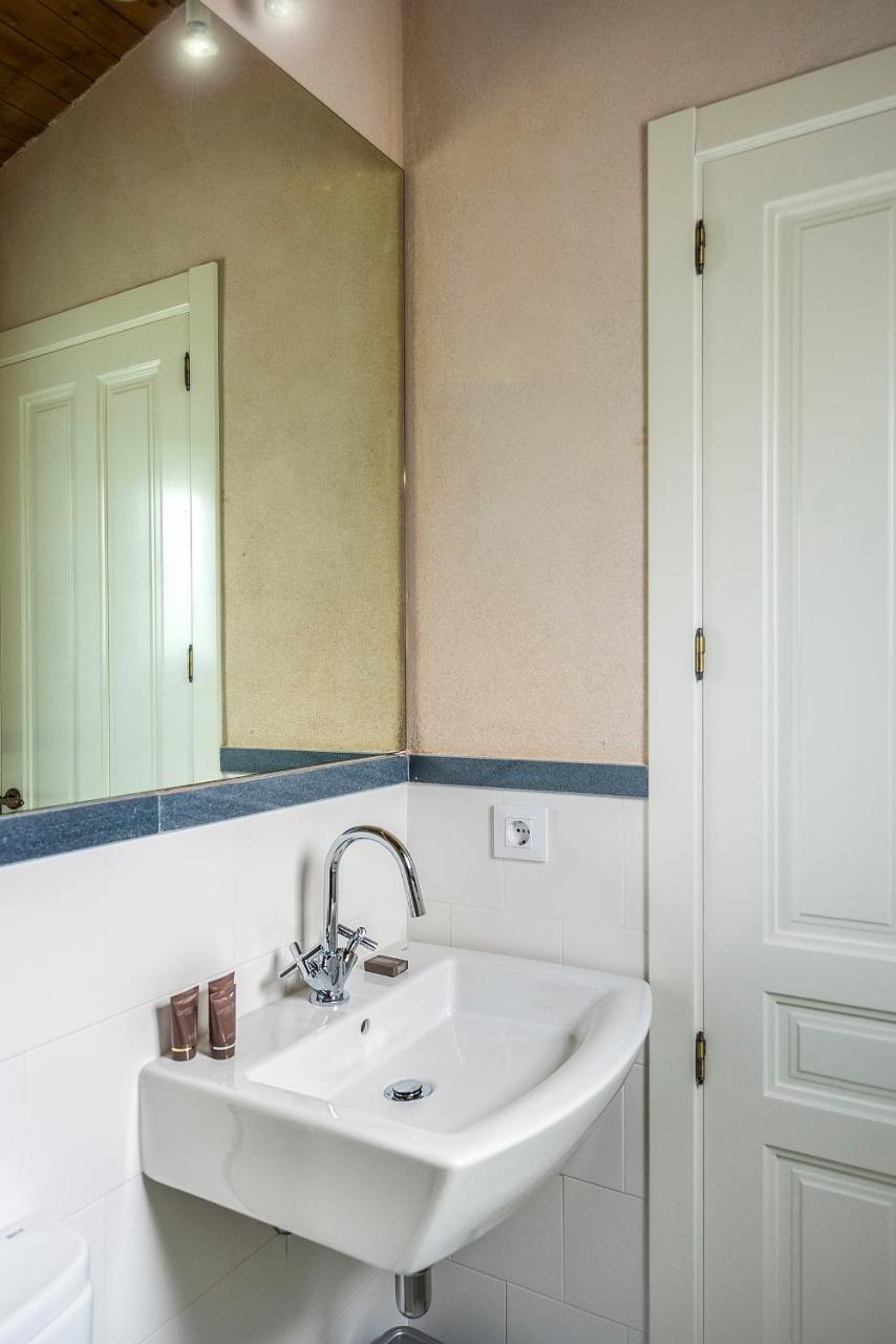 Genteel Home Galera Севилья Экстерьер фото